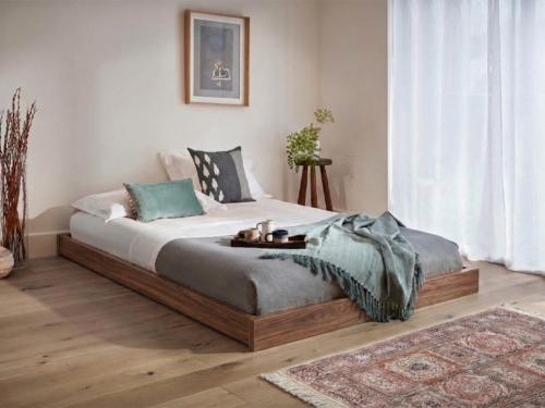 Low Enkel Platform Bed (No Headboard) Walnut