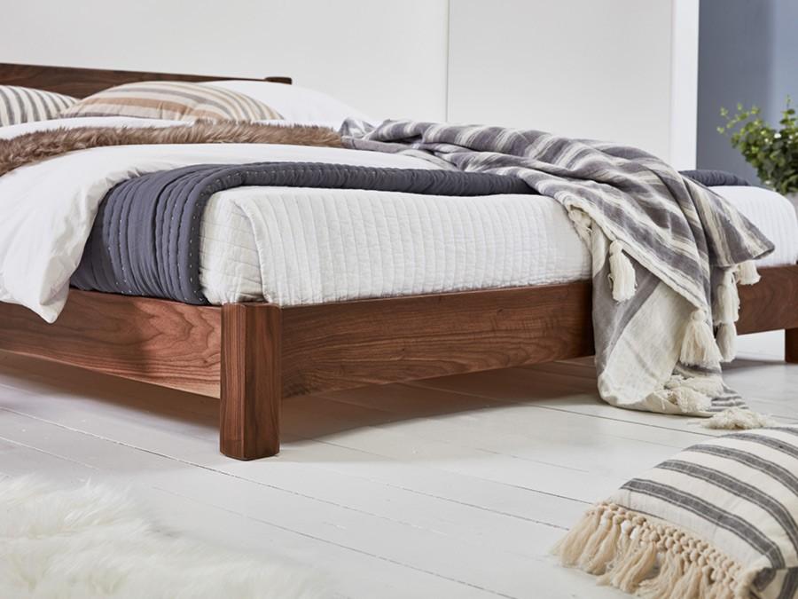 Low Tokyo Bed